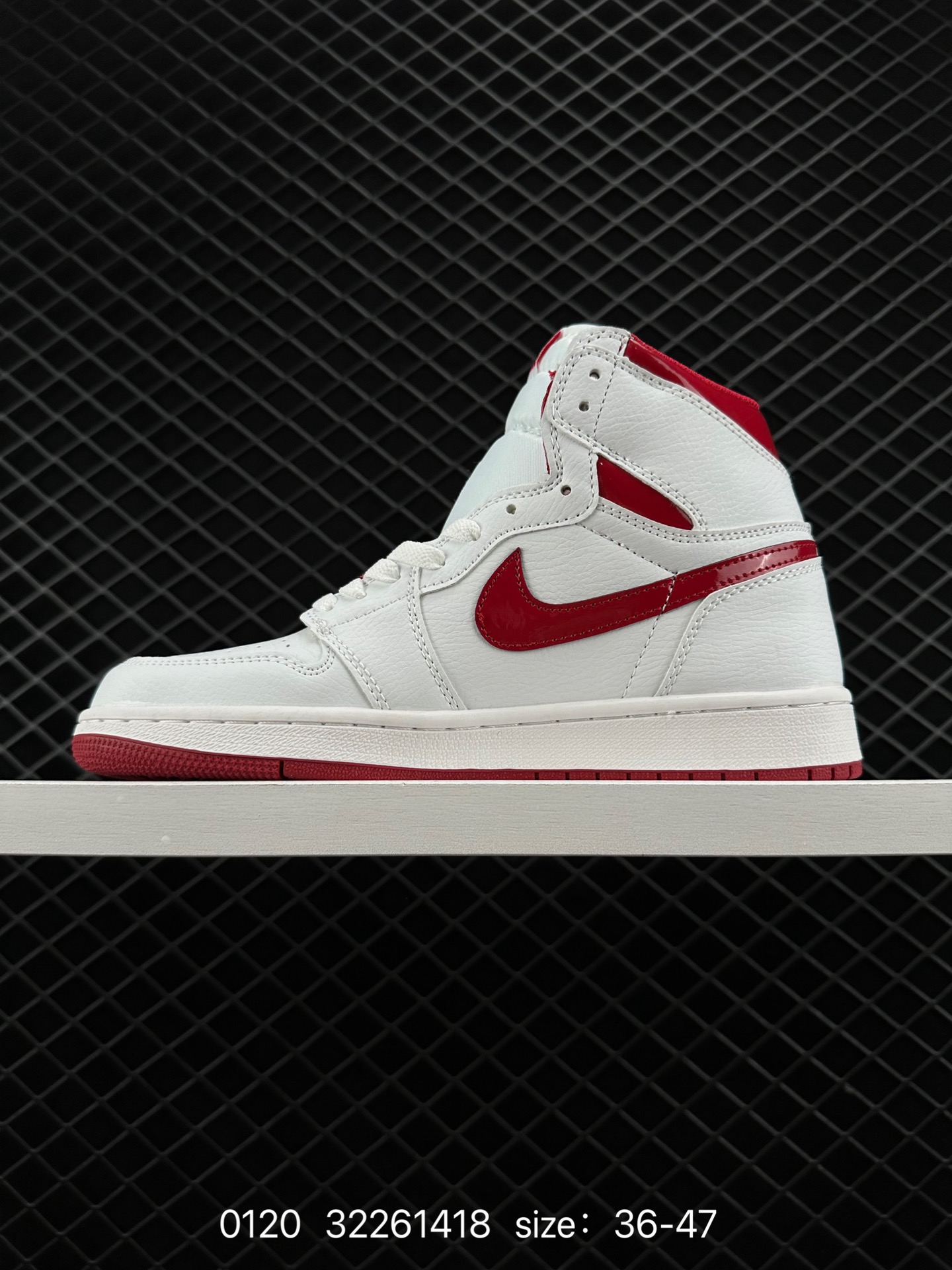 Nike Air Jordan 1 Retro High OG”Black/White“